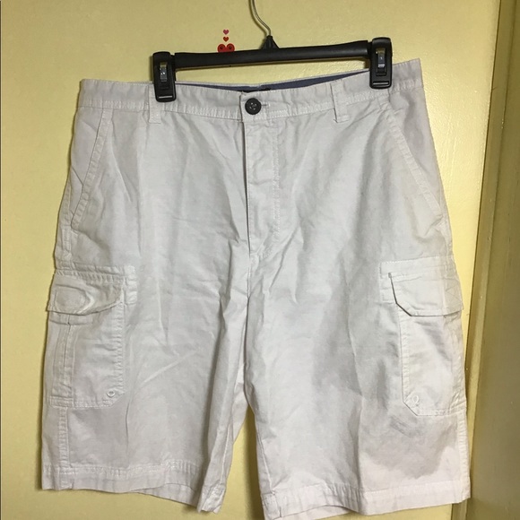 van heusen cargo shorts